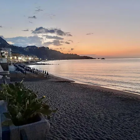 Nausica17 Naxos Bay Апартаменти Джардіні-Наксос