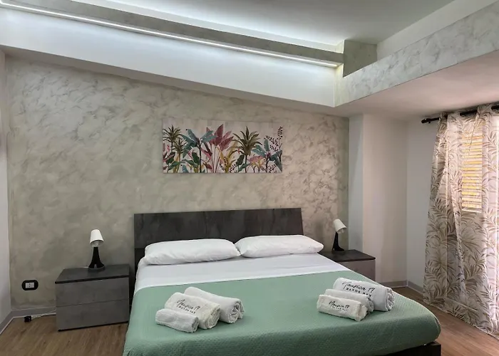 Nausica17 Naxos Bay *